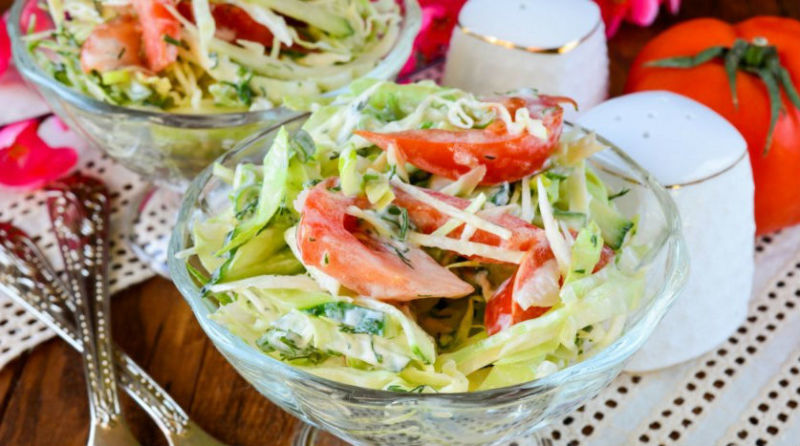 Как сделать полезный салат из капусты