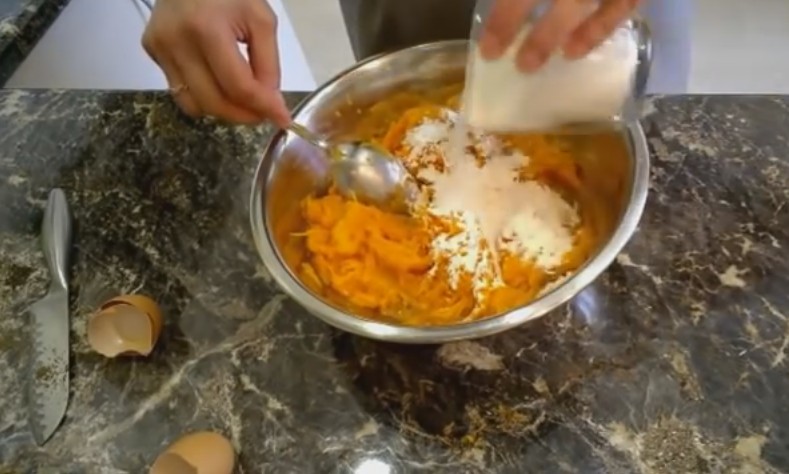 Постные тыквенные оладьи – кулинарный рецепт